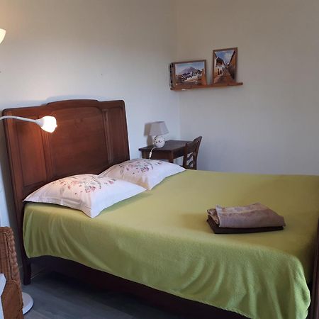 L'Orme-Vial Bed and Breakfast Saint-Galmier Exteriör bild